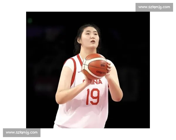2.26 米女版姚明统治内线!中国女篮新长城锁死日本队 2.26 米女版姚明统治内线!中国女篮新长城锁死日本队