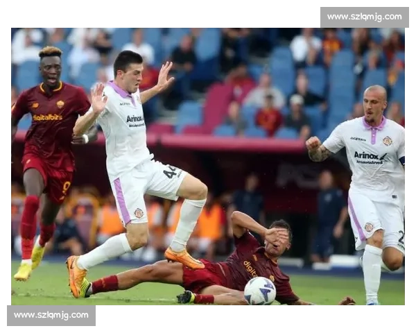 空门卧射偏出瞬间！看台视角下的遗憾与呐喊